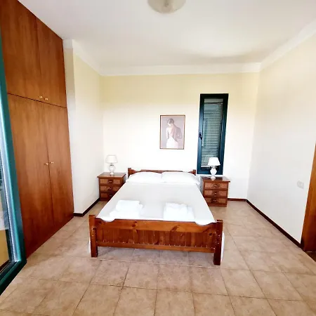 Vila Fotini Qeparo